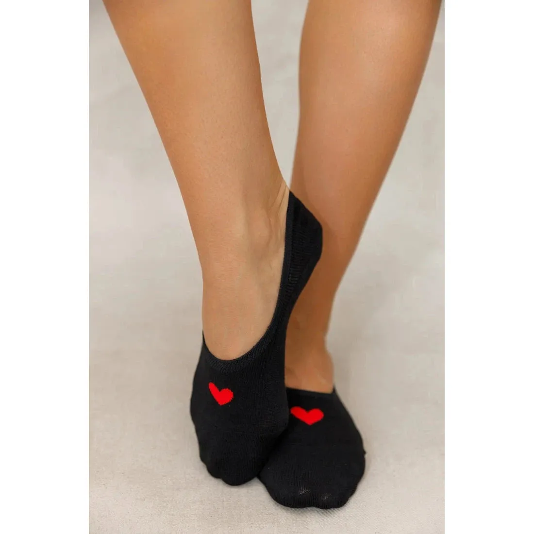 Black No Show Heart Socks