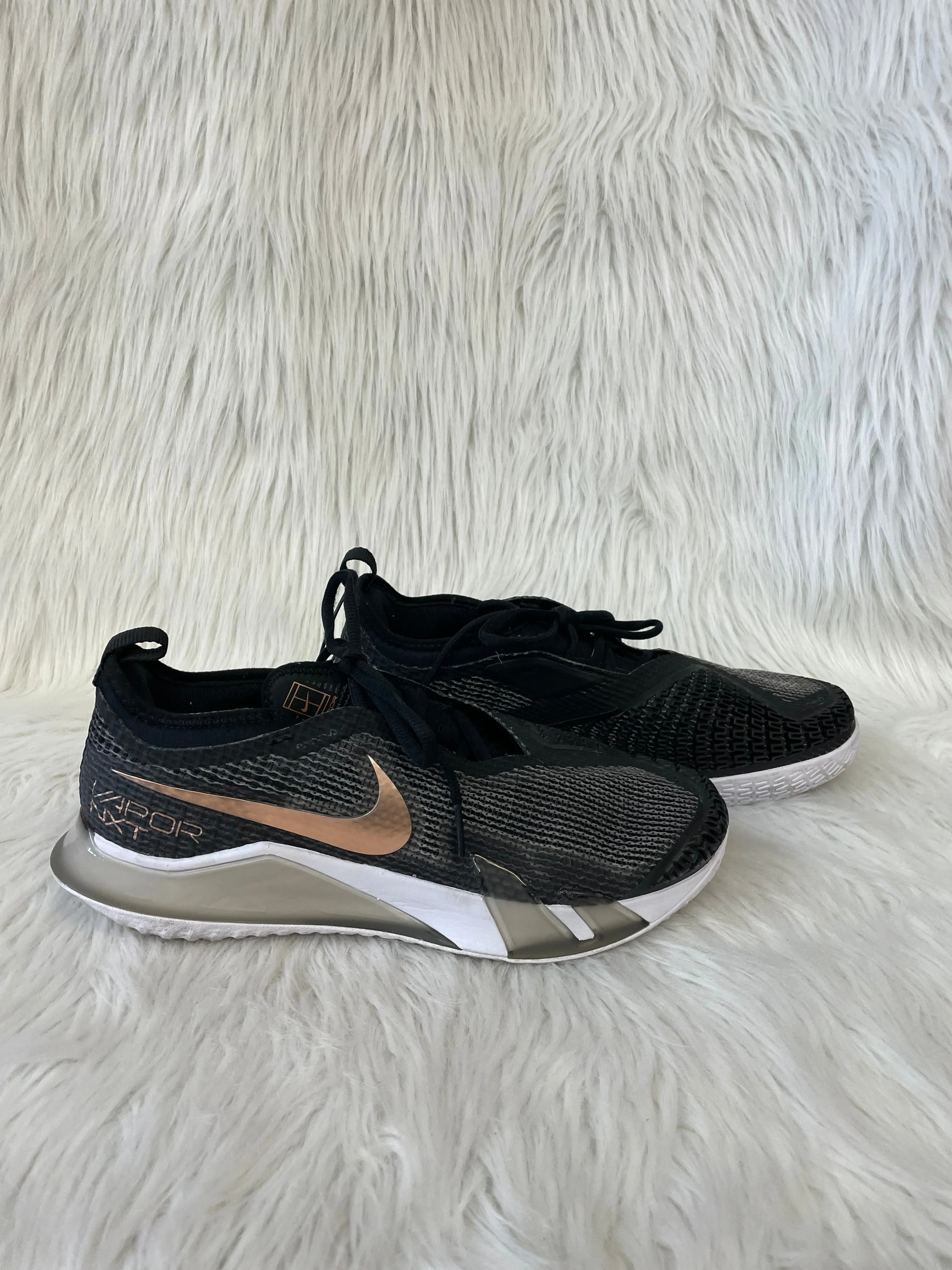 Black Shoes Athletic Nike, Size 11