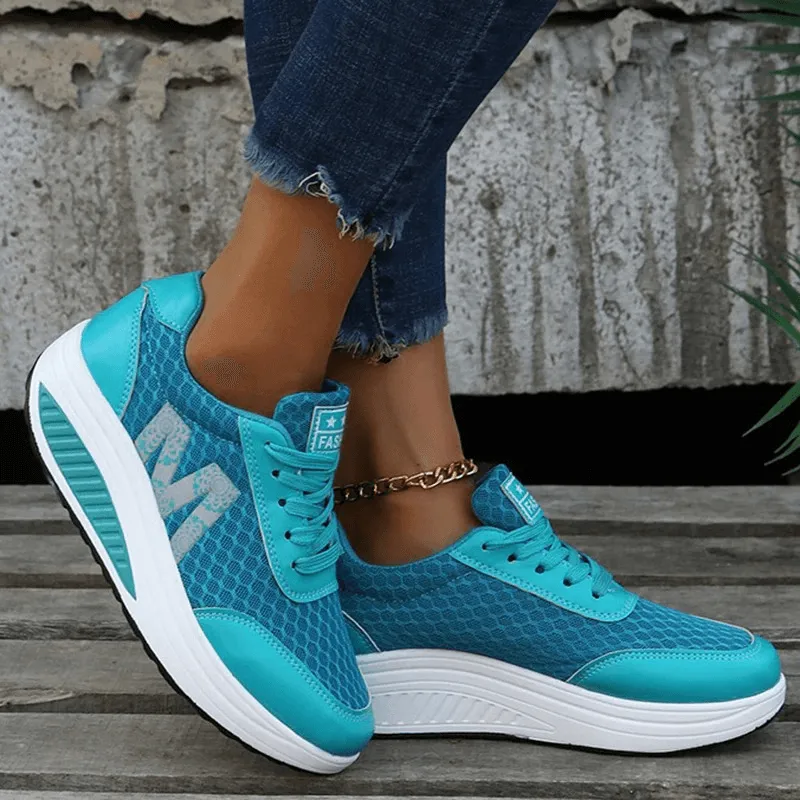 Breathable Mesh Thick Bottom Sneakers / Light Lace Up Casual Shoes - SF0262