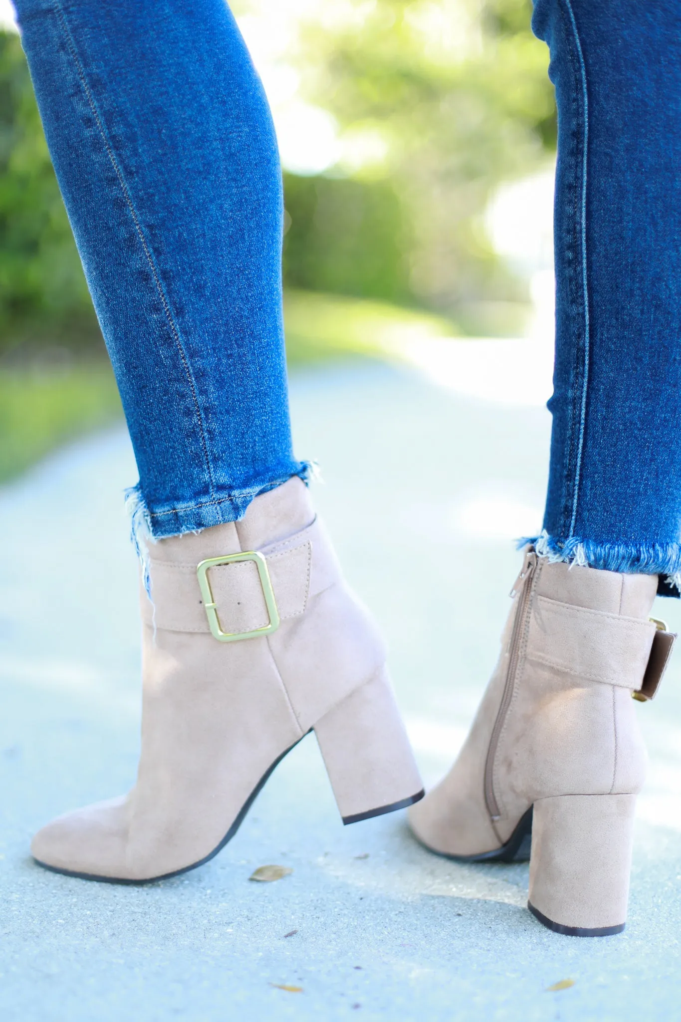 Buckle Bootie Warm Taupe