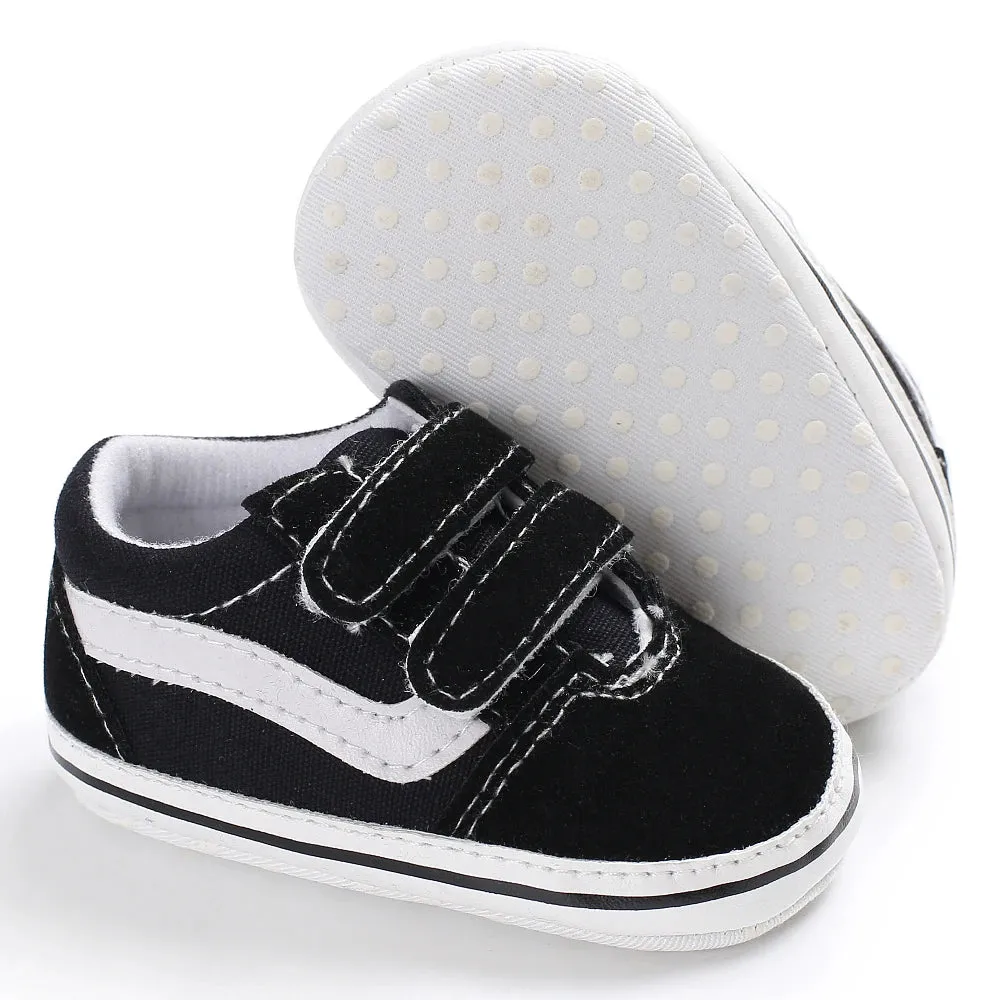 Classic Canvas Sneakers for Boys and Girls Great First Walking Shoes (0-18M)