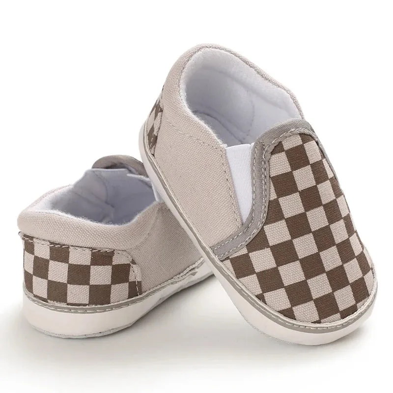 Classic Canvas Sneakers for Boys and Girls Great First Walking Shoes (0-18M)