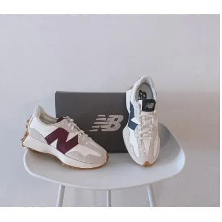 New Balance 327 Moonbeam