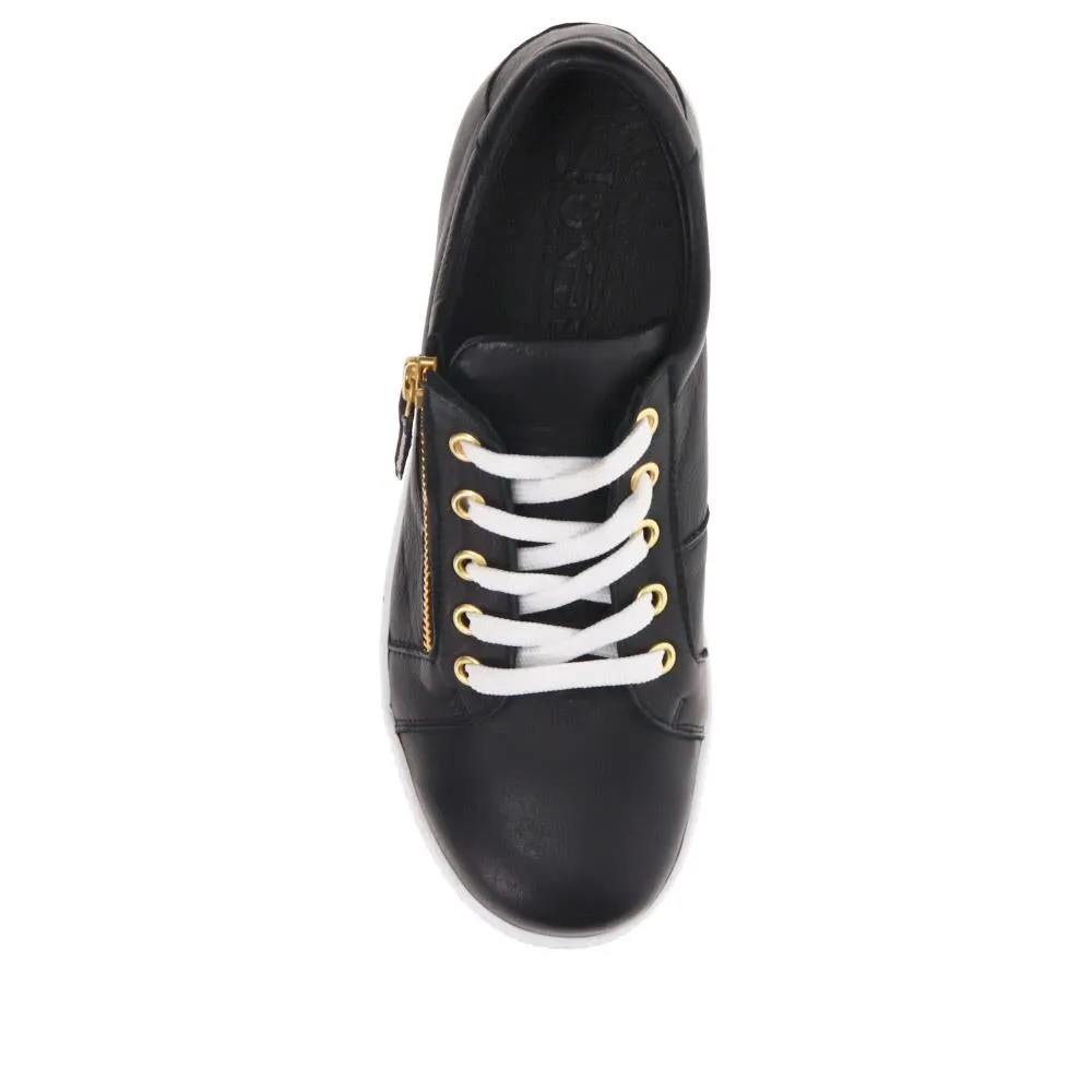 Padova Leather Lace-Up Trainers - PADOVA / 320 235