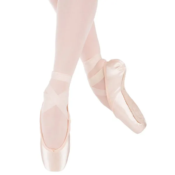 Suffolk Spotlight Pointe Shoes