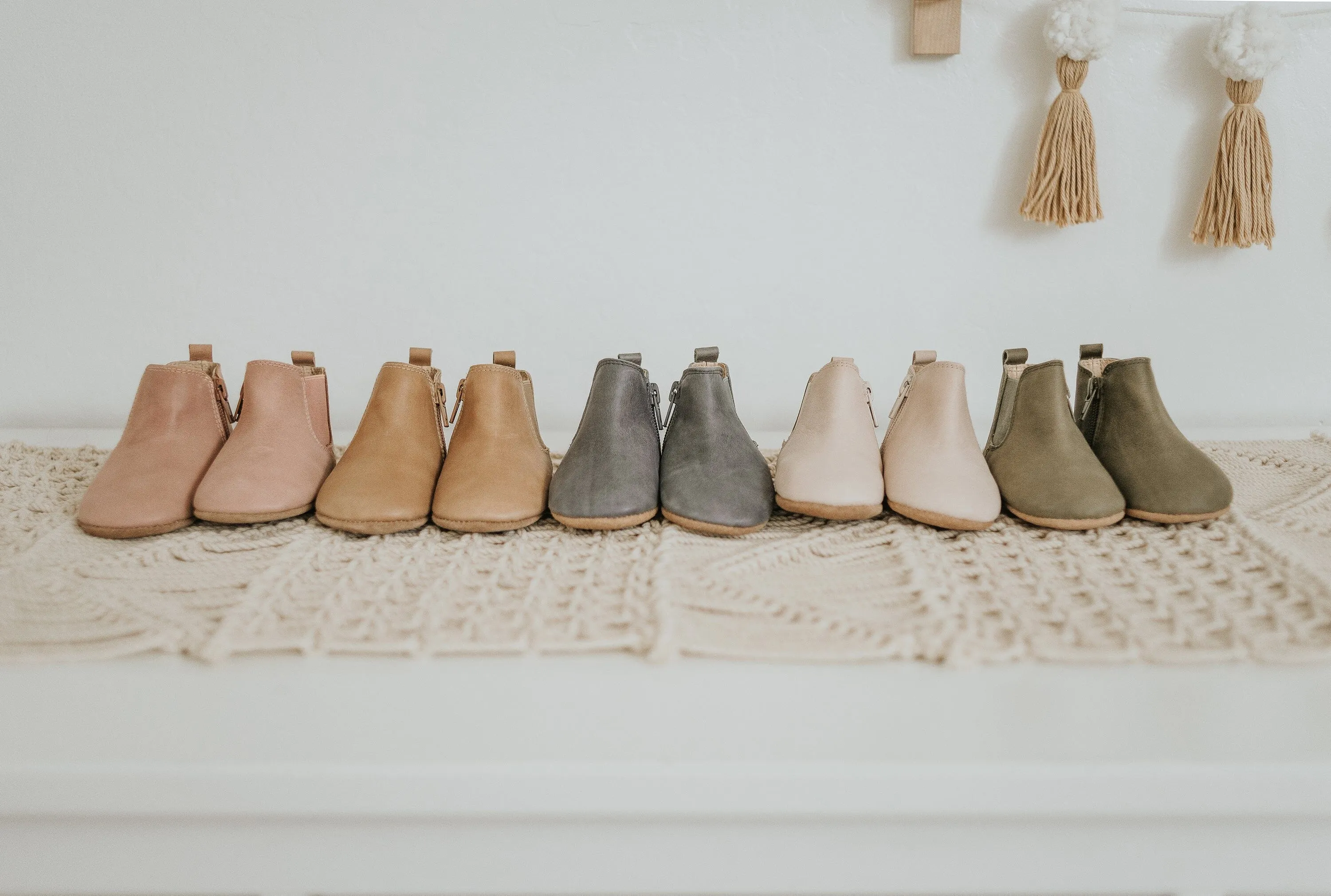 Waxed Leather Chelsea Boot | Color 'Antelope Pink' | Soft Sole